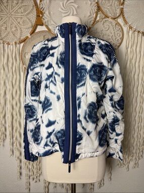 Poivre Blanc Blue & White Floral Poppy Print Light Weight Ski Jacket Size Small